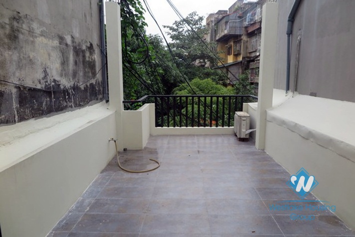 New house for rent in Nui Truc, Dong Da district, Ha Noi